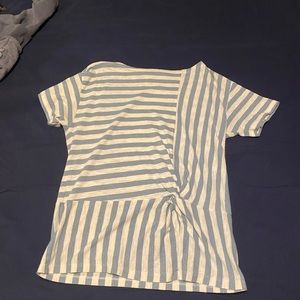 super cute and comfortable white and blue striped gap shirt. has tie in front
